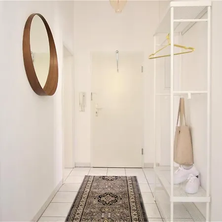 Homie Schiestlstrasse - Moderne Altbauapartments, Nahe Stadtzentrum & Weinberge דירה וירצבורג