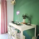 Homie Schiestlstrasse - Moderne Altbauapartments, Nahe Stadtzentrum & Weinberge *