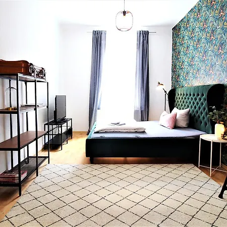 Homie Schiestlstrasse - Moderne Altbauapartments, Nahe Stadtzentrum & Weinberge 뷔르츠부르크