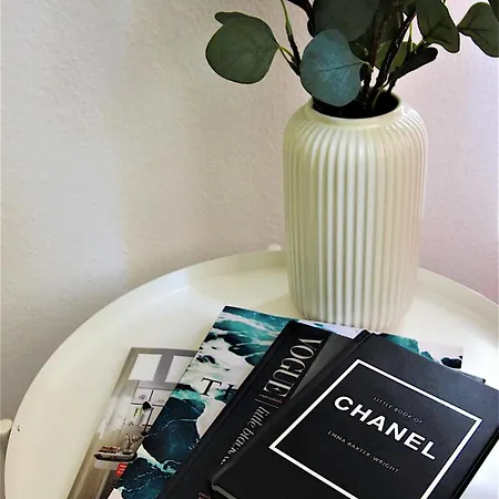 Homie Schiestlstrasse - Moderne Altbauapartments, Nahe Stadtzentrum & Weinberge