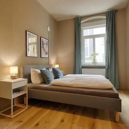 Homie Schiestlstrasse - Moderne Altbauapartments, Nahe Stadtzentrum & Weinberge *