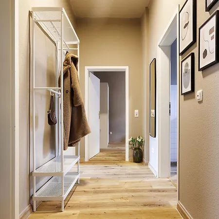 Homie Schiestlstrasse - Moderne Altbauapartments, Nahe Stadtzentrum & Weinberge 아파트 *