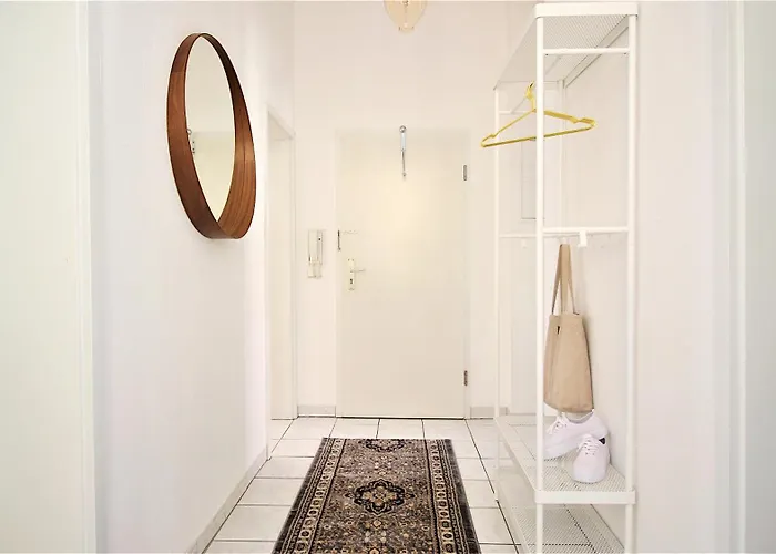 Apartament Homie Schiestlstrasse - Moderne Altbauapartments, Nahe Stadtzentrum & Weinberge *