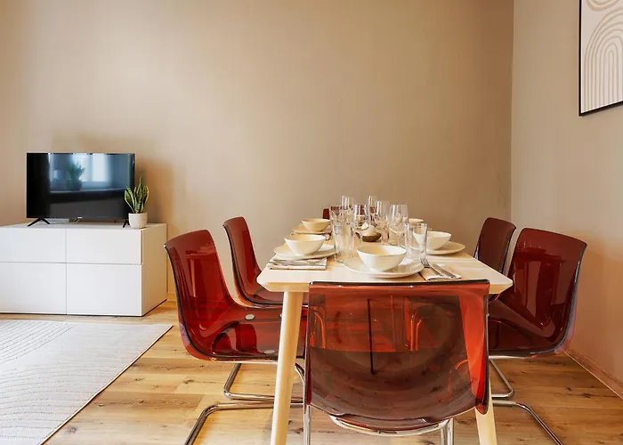 Homie Schiestlstrasse - Moderne Altbauapartments, Nahe Stadtzentrum & Weinberge * Würzburg