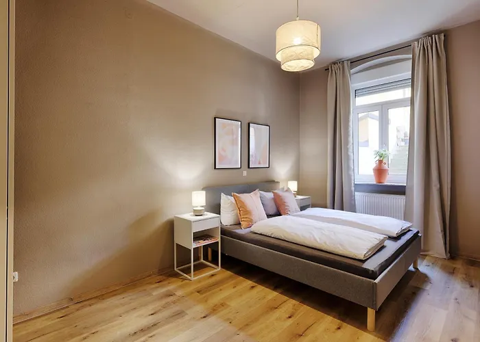 Apartament Homie Schiestlstrasse - Moderne Altbauapartments, Nahe Stadtzentrum & Weinberge *