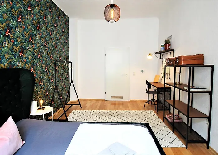 Homie Schiestlstrasse - Moderne Altbauapartments, Nahe Stadtzentrum & Weinberge
